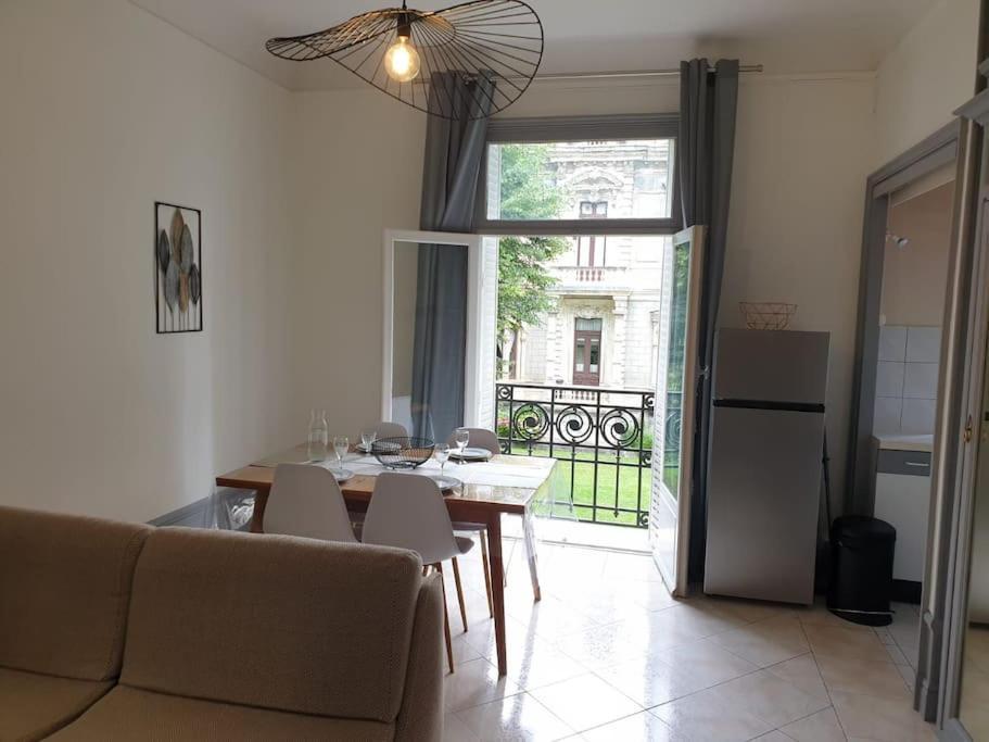 Grand T2 Calme Et Cosy Au « Pyrenees Palace » Bagneres-de-Luchon Bagian luar foto