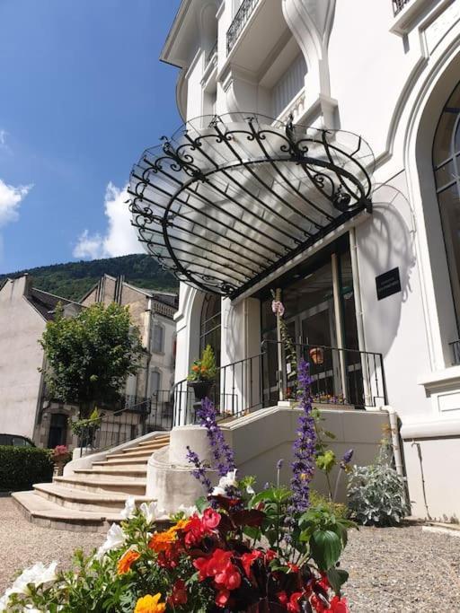 Grand T2 Calme Et Cosy Au « Pyrenees Palace » Bagneres-de-Luchon Bagian luar foto