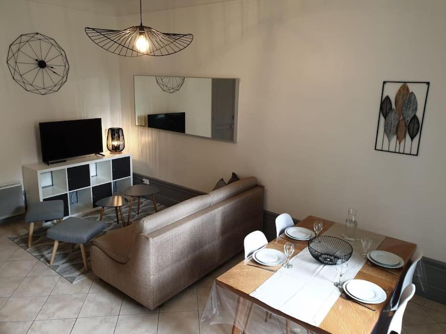 Grand T2 Calme Et Cosy Au « Pyrenees Palace » Bagneres-de-Luchon Bagian luar foto