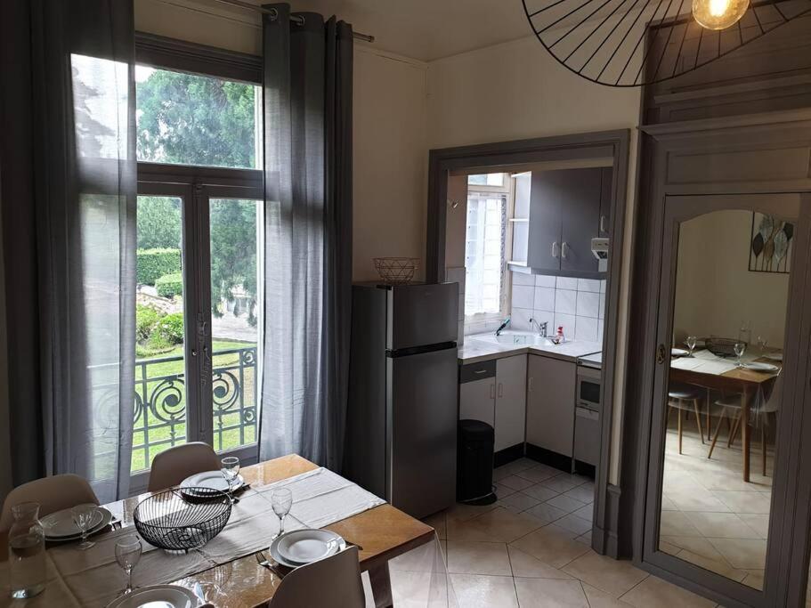 Grand T2 Calme Et Cosy Au « Pyrenees Palace » Bagneres-de-Luchon Bagian luar foto